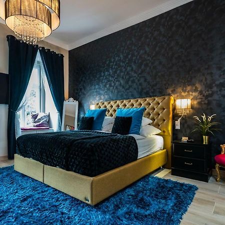 Center Of The Center, The Grand Deluxe Apartment Budapest Exterior photo